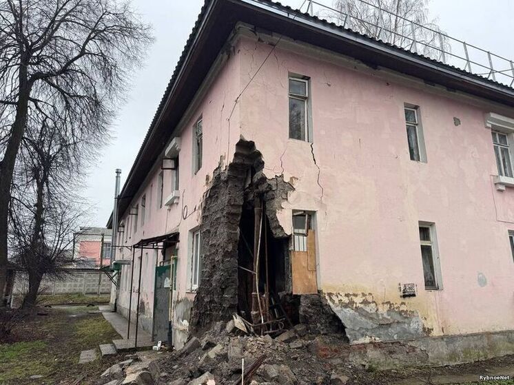 Прокуратура начала проверку по факту обрушения части жилого дома в Рыбном