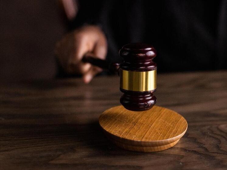 Суд в Приморье уменьшил срок гражданину США Блэку до 3 лет и 2 месяцев