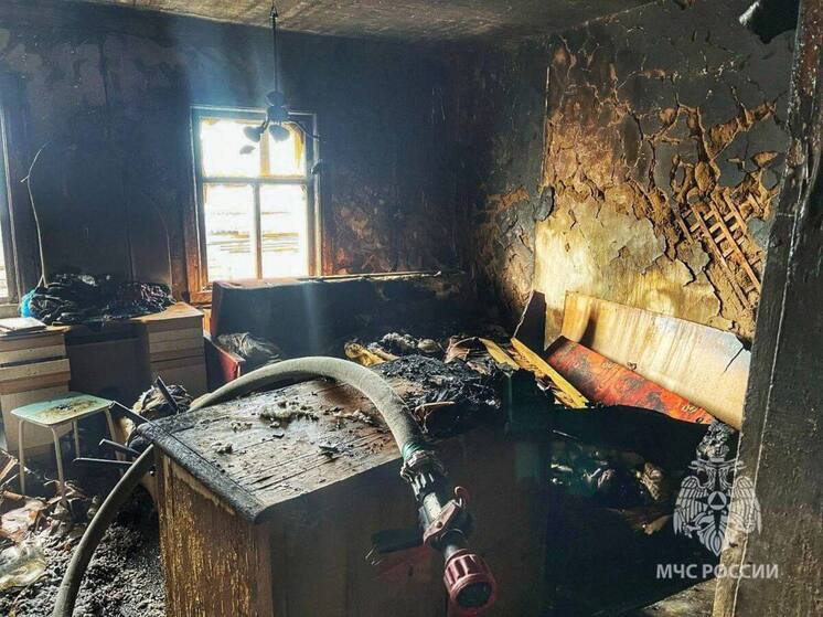 В городе Щучье отец и сын погибли при пожаре, вернувшись в дом за вещами