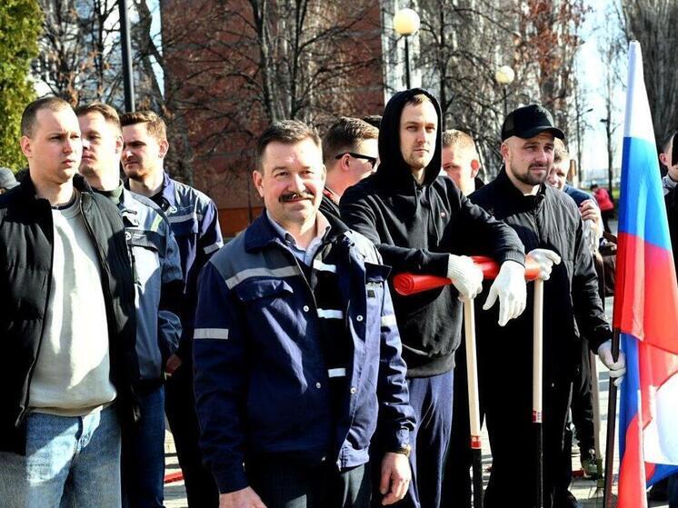 Более 150 сотрудников Балаковской АЭС и подрядных организаций вышли на первый весенний субботник
