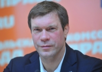 Одиннадцать лет назад была провозглашена независимость ДНР: 7 апреля 2014 года в здании обладминистрации в Донецке, накануне занятом активистами, были приняты Декларация о суверенитете и Акт о государственной самостоятельности Донецкой Народной Республики
