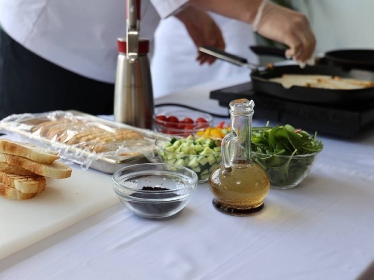 В Астрахани состоялся международный конкурс молодых поваров «Крендель»