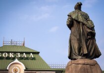 Обратная сторона места встреч и ожиданий
