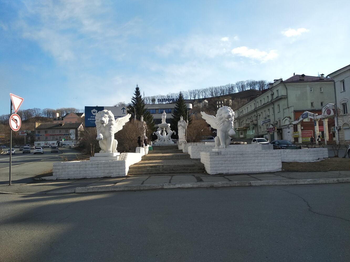 Весенная Находка: показываем атмосферные фото с самого дальнего юга России