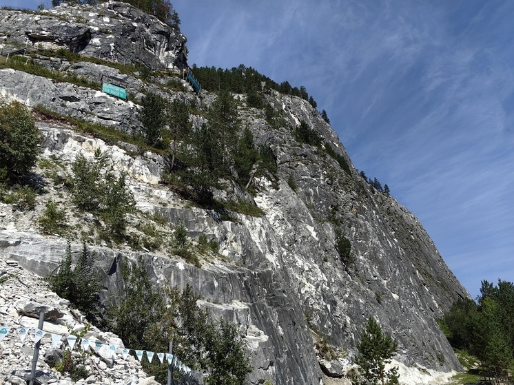 Альпинисты соберутся в Хакасии для покорения скального массива «Мраморка»