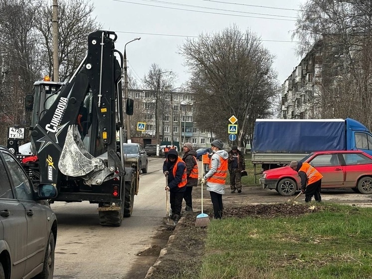 За неделю с улиц Новомосковска вывезли 200 кубометров смета