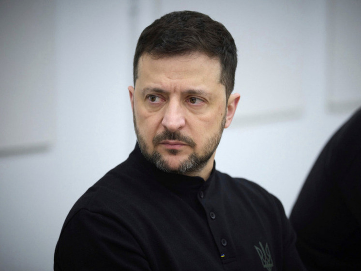 Дубинский: в обращениях Зеленского исчезли слова о наступательном оружии и НАТО