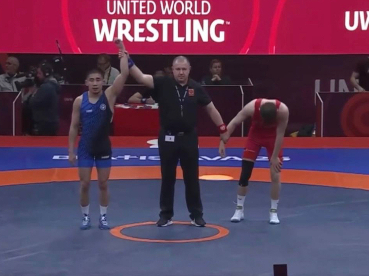 Айсен Николаев поздравил Арыйана Тютрина с бронзовой медалью чемпионата Европы