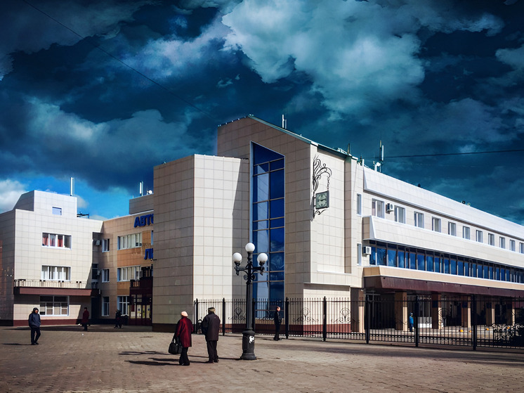 Автовокзал Липецка эвакуировали из-за уведомления о минировании