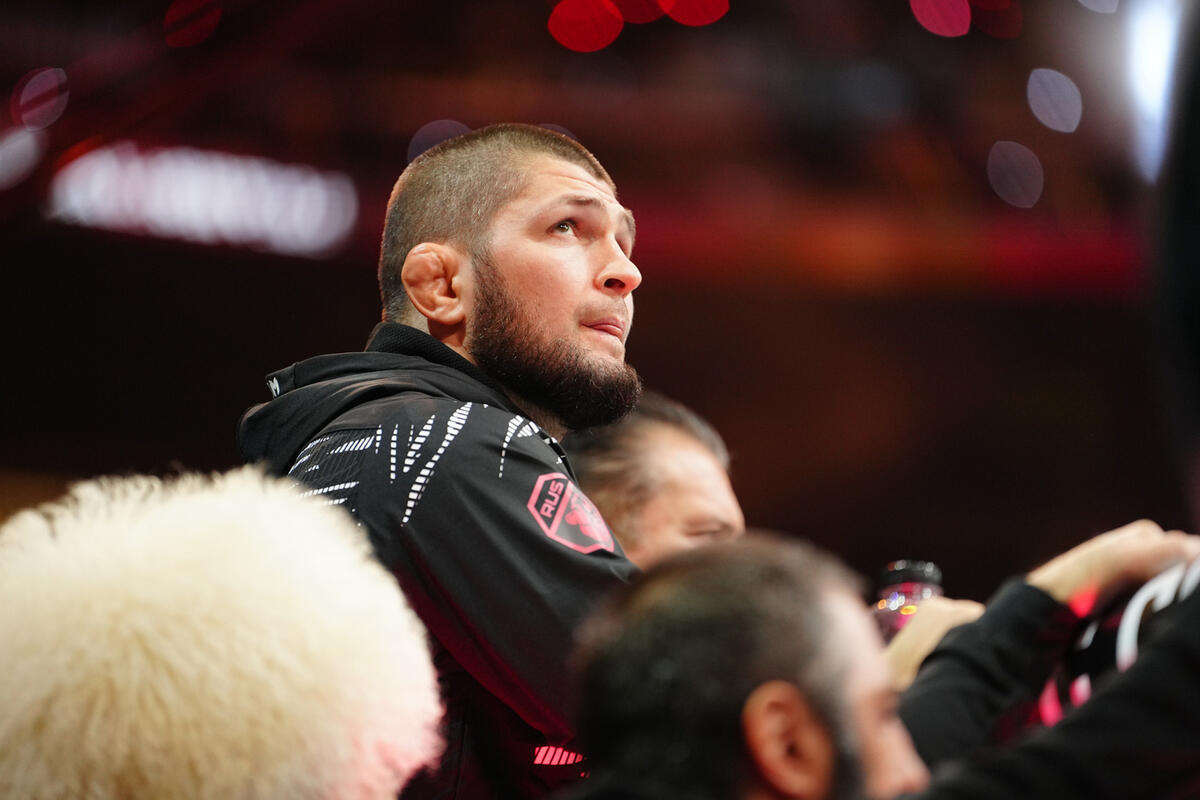 Экс-чемпион UFC построил спортивную базу в родном Дагестане