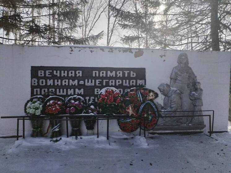 В Шегарском районе суд обязал отреставрировать военный мемориал