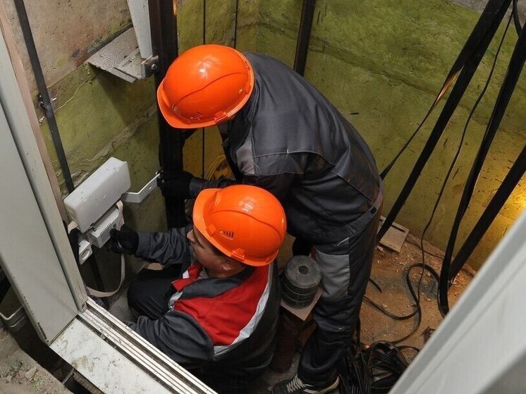 В ДНР заменят более 500 лифтов в многоэтажках