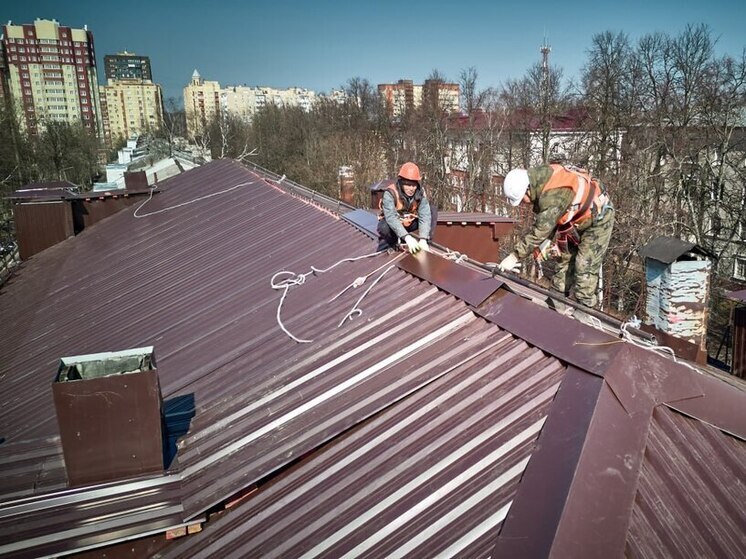 Кровли более 370 МКД в регионе отремонтировали с начала года