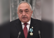 Больница скорой медицинской помощи в Набережных Челнах получила имя выдающегося советского и российского кардиохирурга, академика РАН и доктора наук Рената Акчурина