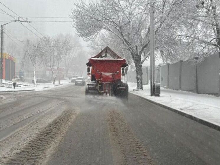 На уборку улиц Уфы вывели 71 спецмашину