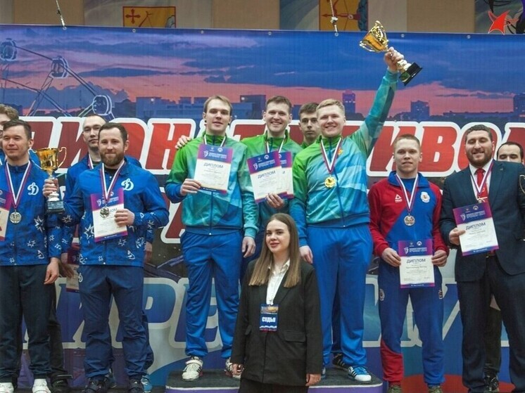 10 медалей разного достоинства завоевали кировские гиревики