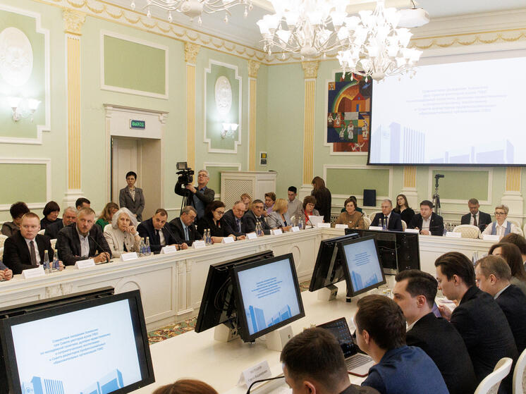 В Чувашии прошло заседание Комиссии при Совете ректоров вузов и директоров ссузов ПФО