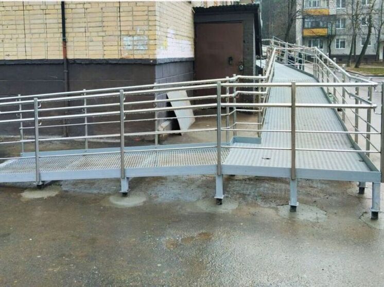 В Егорьевске по требованию прокуратуры оборудовали пандусом подъезд дома