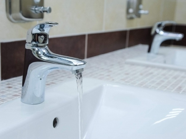 В трех районах Астрахани 11 апреля отключат холодную воду