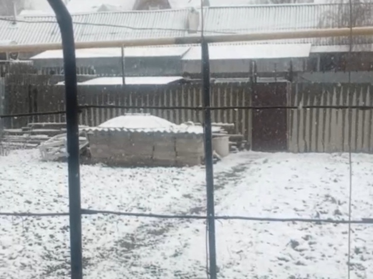 На западе Оренбургской области выпал снег