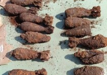 В центре Красноярска, рабочие, проводившие строительные работы на улице Профсоюзов, наткнулись на 13 боеприпасов, оставшихся со времен Великой Отечественной войны