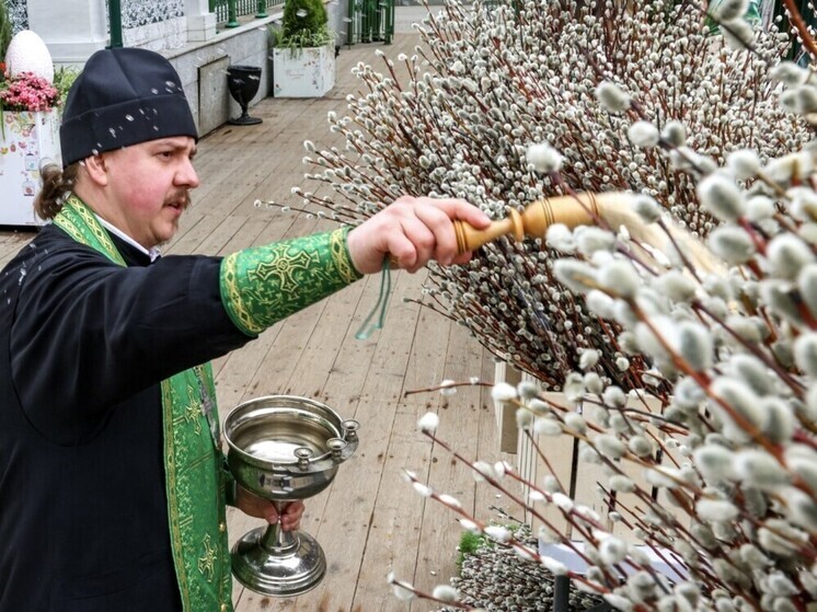 Священник рассказал, где должна стоять освященная верба в доме