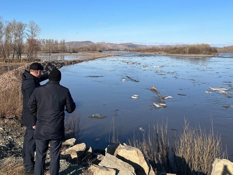 В Абазе ввели режим повышенной готовности из-за ледохода на реке Абакан