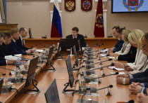 В региональном министерстве строительства и ЖКХ подвели итоги работы в 2024 году и поставили задачи на текущий год, сообщает пресс-служба краевого Законодательного Собрания