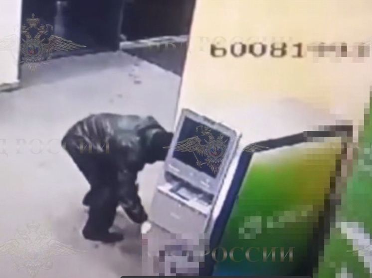 Полицейские по горячим следам задержали двоих подорвавших банкомат в Ставрополе