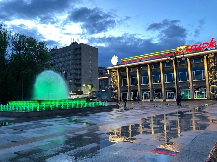 Саратов начал готовить фонтаны к лету