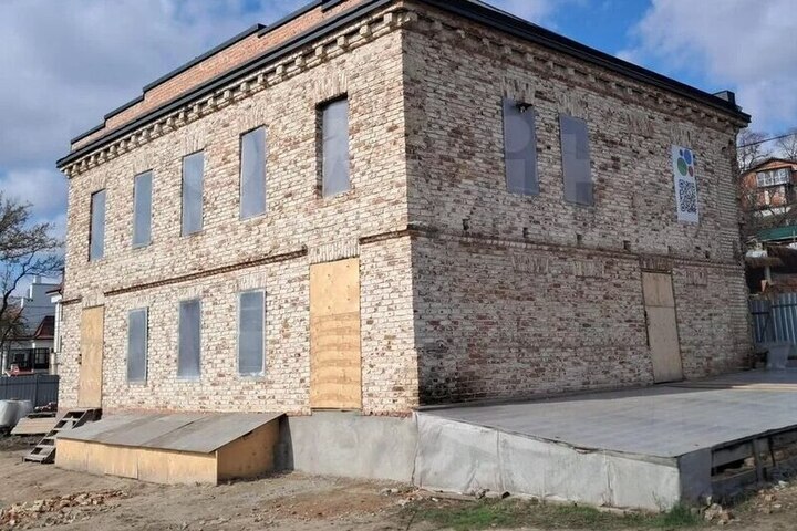 Объект культурного наследия XIX века близ Петровской набережной в Воронеже продается за 53 млн рублей