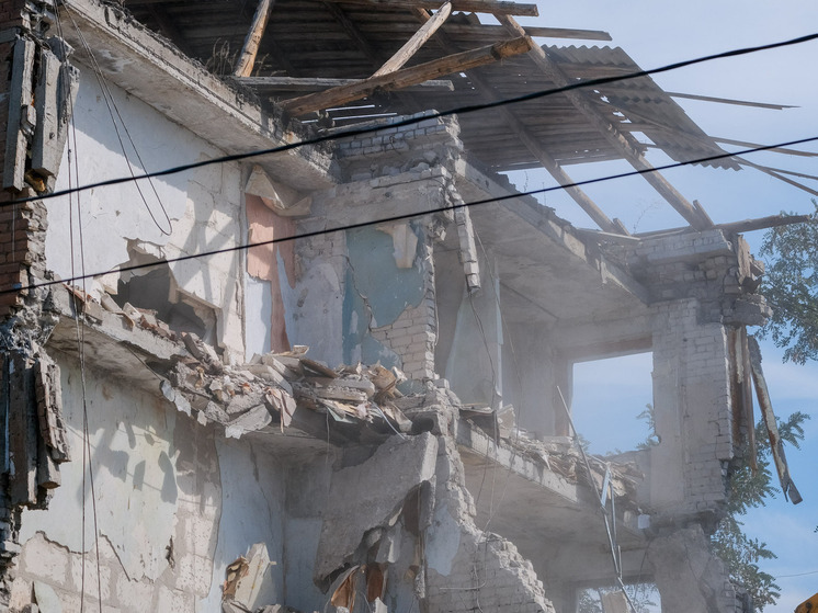 В Волгограде ищут подрядчика для сноса аварийного дома на улице Армавирской