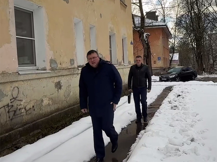 Калужские следователи возбудили дело после жалоб жильцов дома на Дубраве