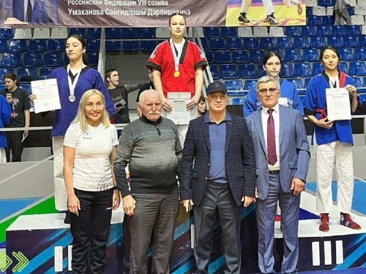 Астраханки взяли 3 медали на первенстве России по борьбе на поясах