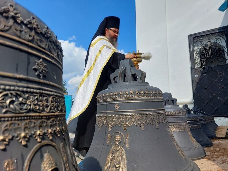 В Николо-Шартомском монастыре обновили звонницу