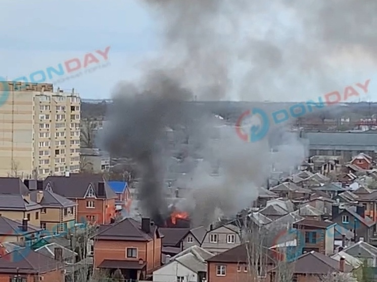 В Батайске из горящего дома эвакуировали 12 человек