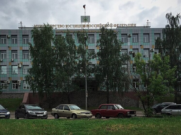 Экс-министр иностранных дел России Козырев был включен в перечень иноагентов
