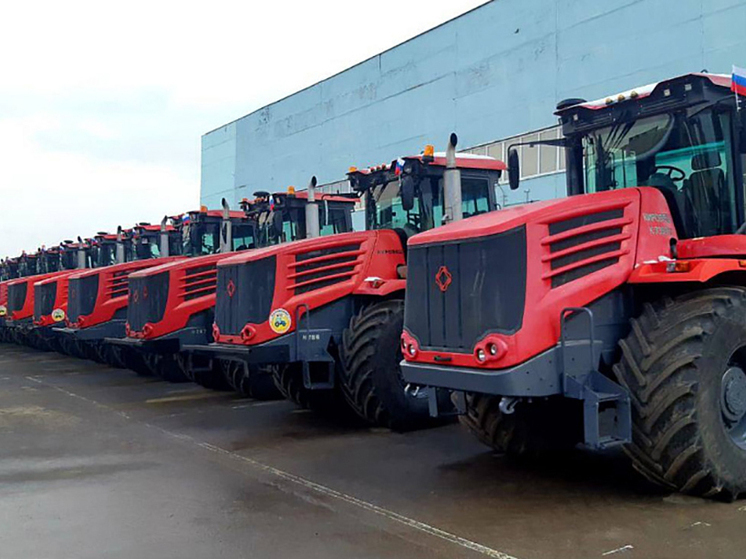 В Калуге проверили технику перед началом полевых работ