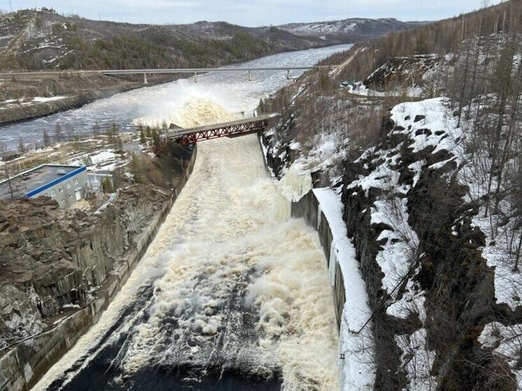 Подготовка Вилюйского водохранилища к весеннему половодью