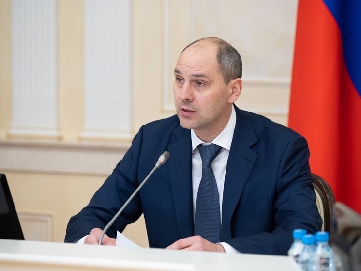 Денис Паслер поздравил свердловчан с Днём космонавтики