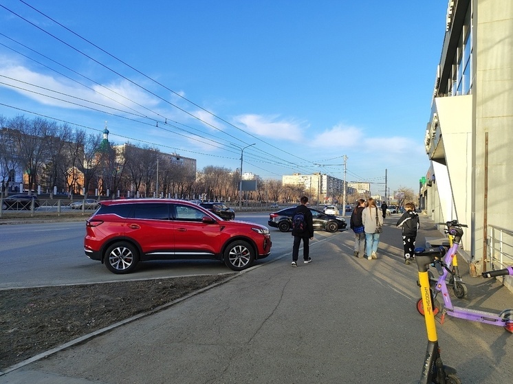 Мошенники воруют у оренбуржцев данные на маркетплейсах