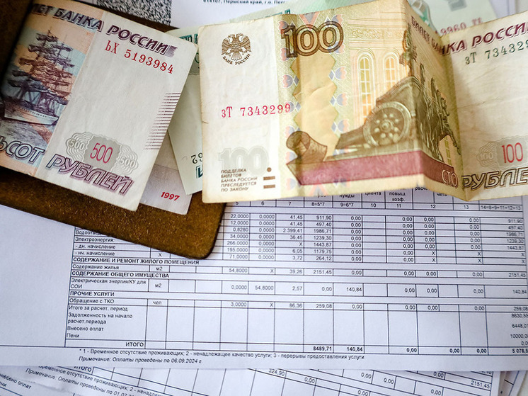 Нотариусы получат право взыскивать долги за ЖКХ без суда