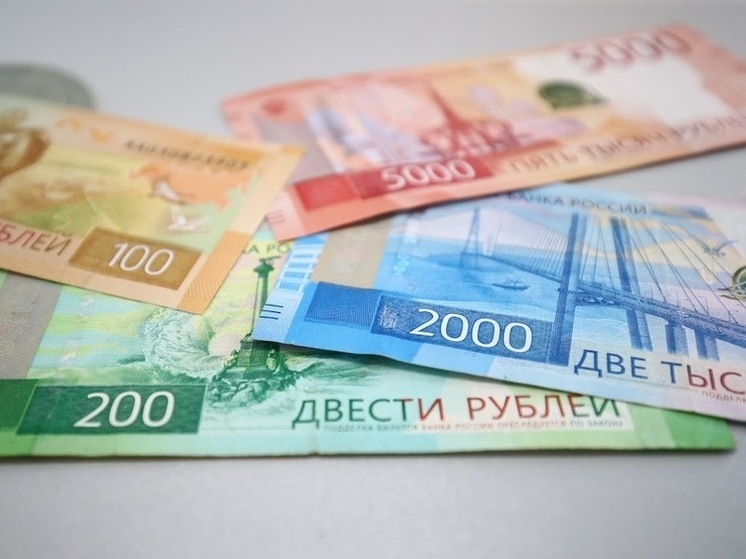 Волгоградский школьник перевел на счета аферистов 1 миллион рублей