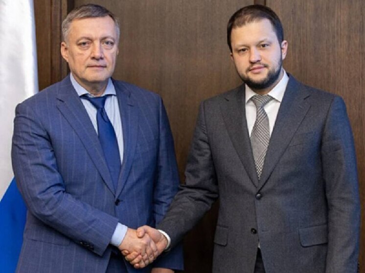 Развитие аэродромов Приангарья обсудили губернатор и руководитель Росавиации