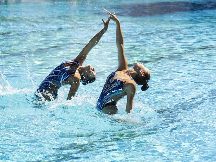 Украинские синхронистки не стали фотографироваться с россиянками на Кубке мира