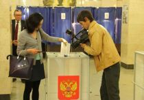 Старший научный сотрудник института стратегических исследований Академии наук РБ Александр Кобыскан считает, что в этом году «у партий есть хорошая возможность протестировать различные модели адаптации собственных политических сил к эпохе цифрового суверенитета», чтобы заявить о себе на парламентских выборах в 2026 году