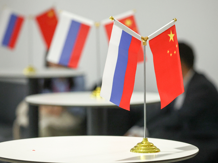 Sohu: Представитель МИД КНР четко обозначил позицию Китая по вопросу о Курилах, сорвав аплодисменты