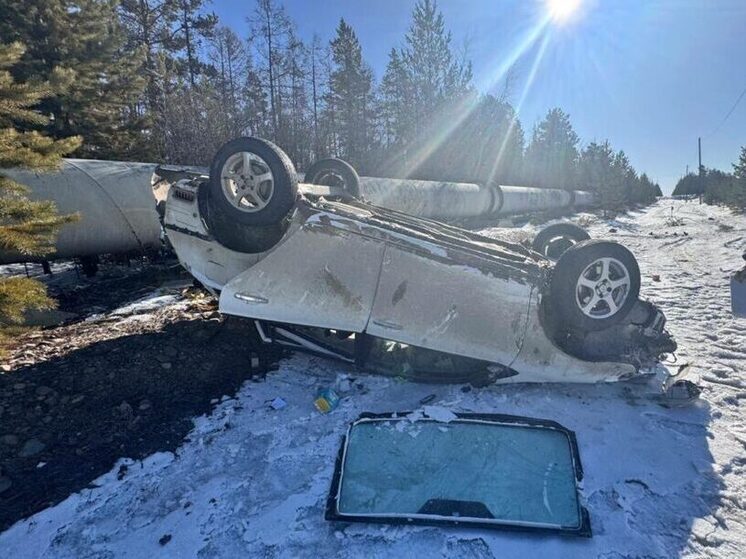 ДТП на автодороге «Амга»: пассажир пострадал, водитель в порядке
