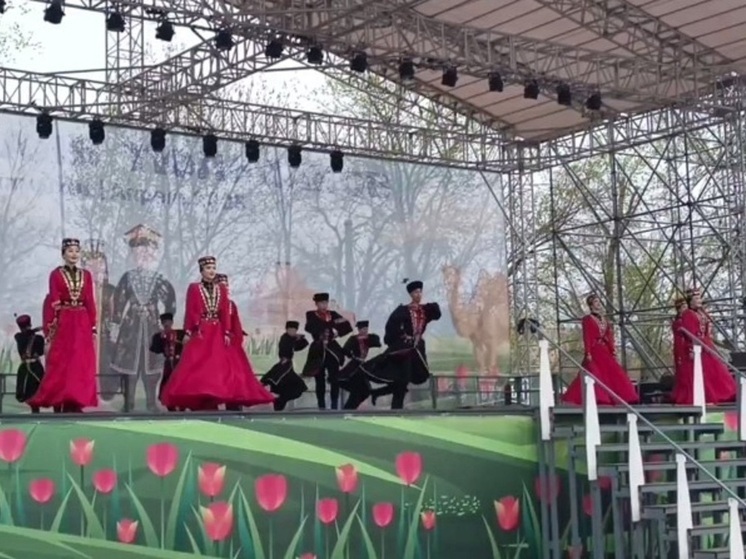 В Элисте продолжается фестиваль тюльпанов
