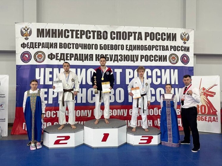 Омичи привезли награды с чемпионата России по «кобудо»